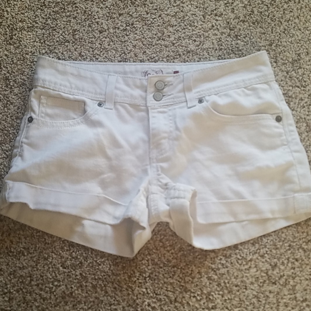 Juniors Size 5 White Shorts
